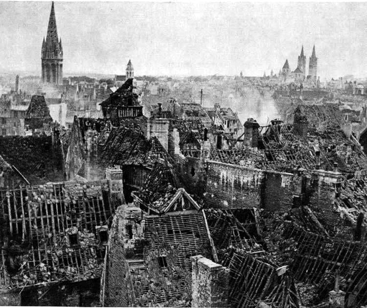 Caen após a trágica batalha da Segunda Guerra Mundial